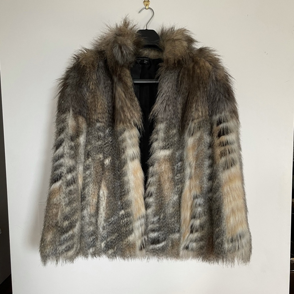 TOP SHOP faux fur jacket